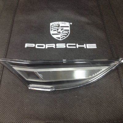 Porsche LED Clear Side Marker, Right